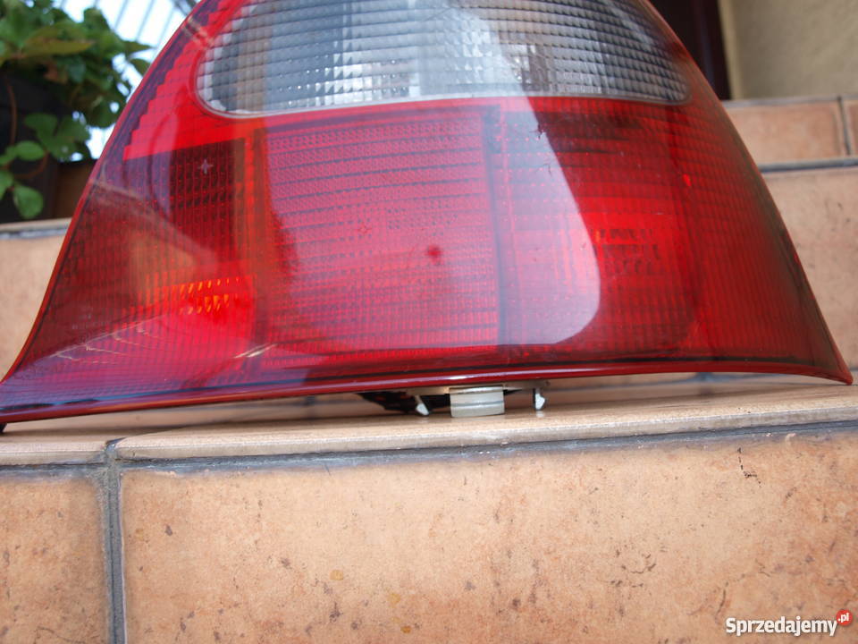 MG ZR lampa prawa tył 2001 2006r europa Kalisz sprzedam
