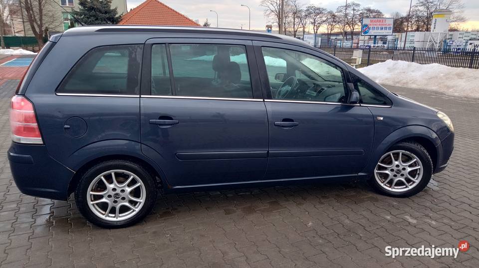 OPEL ZAFIRA B 19 DCI 150 COSMO 1900cm3 Ostrowiec Świętokrzyski