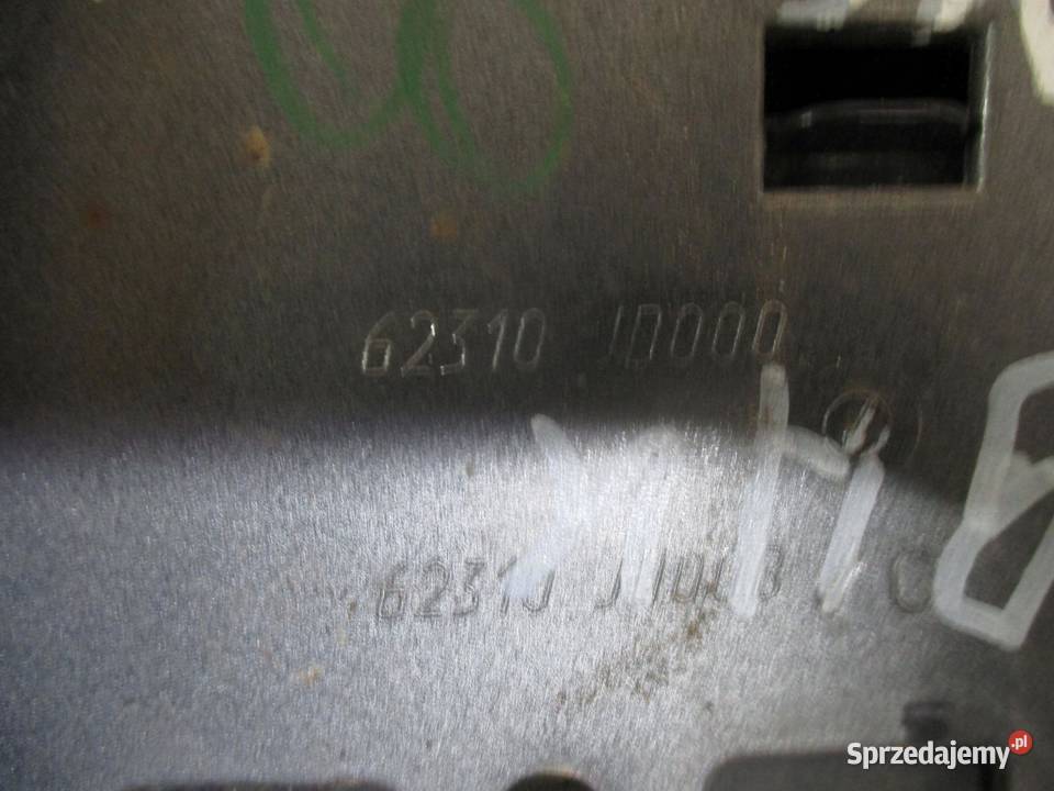 QASHQAI I J10 09r atrapa grill 62310JD000