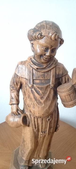 Duża figura mnicha z dzbanem i kuflem Skierniewice