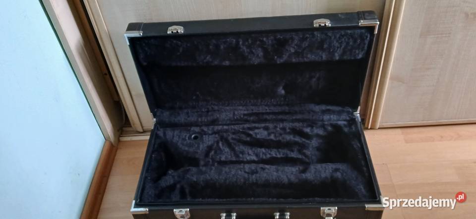 Stary twardy futerał na trabke Kraków