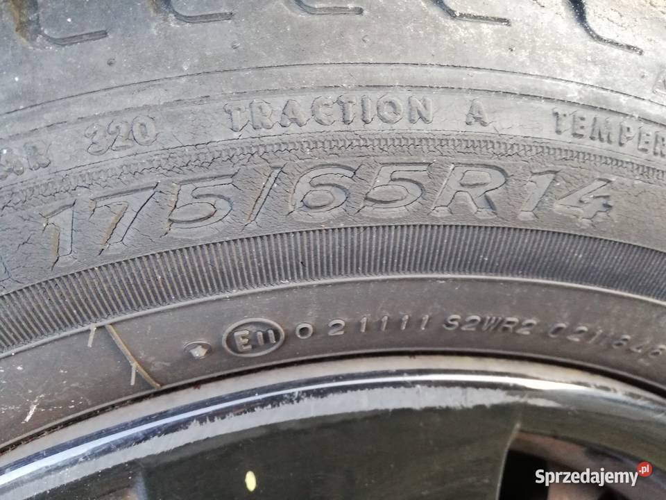 Renault Twingo II 2011 koła kołpaki Radomsko