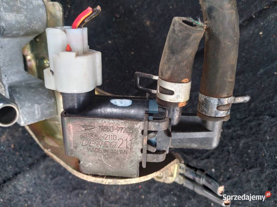 Daihatsu Cuore 10 zawór podciśnienia 1765097205 sprzedam