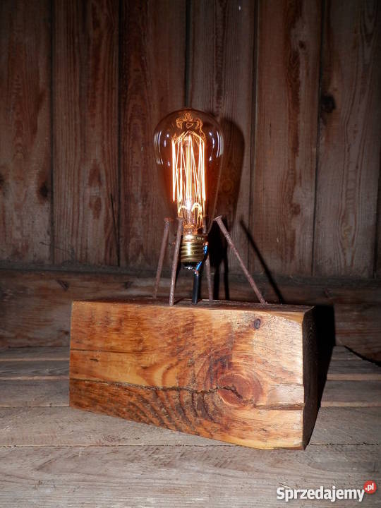 Lampa GWÓŹDŹ ręcznie wykonana ze starej belki Szczecinek
