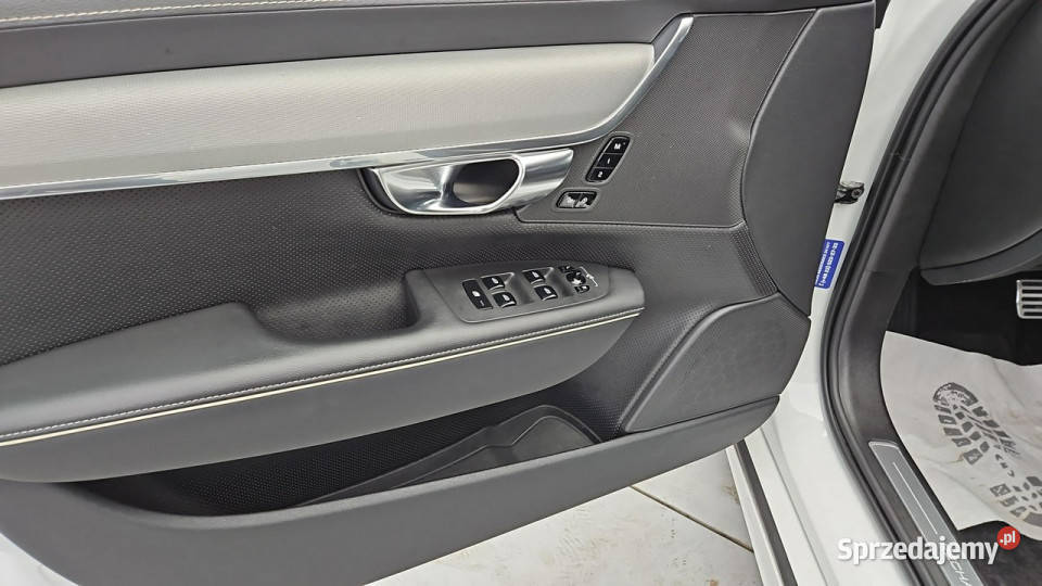 Volvo V90 AWD PlugIn Hybrid RDesign Z Polskiego ESP Warszawa