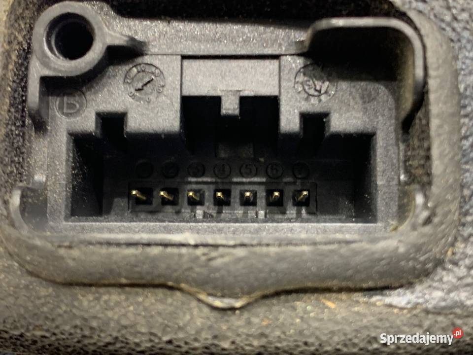 ZAMEK DRZWI LEWY PRZÓD VW GOLF VII Hatchback