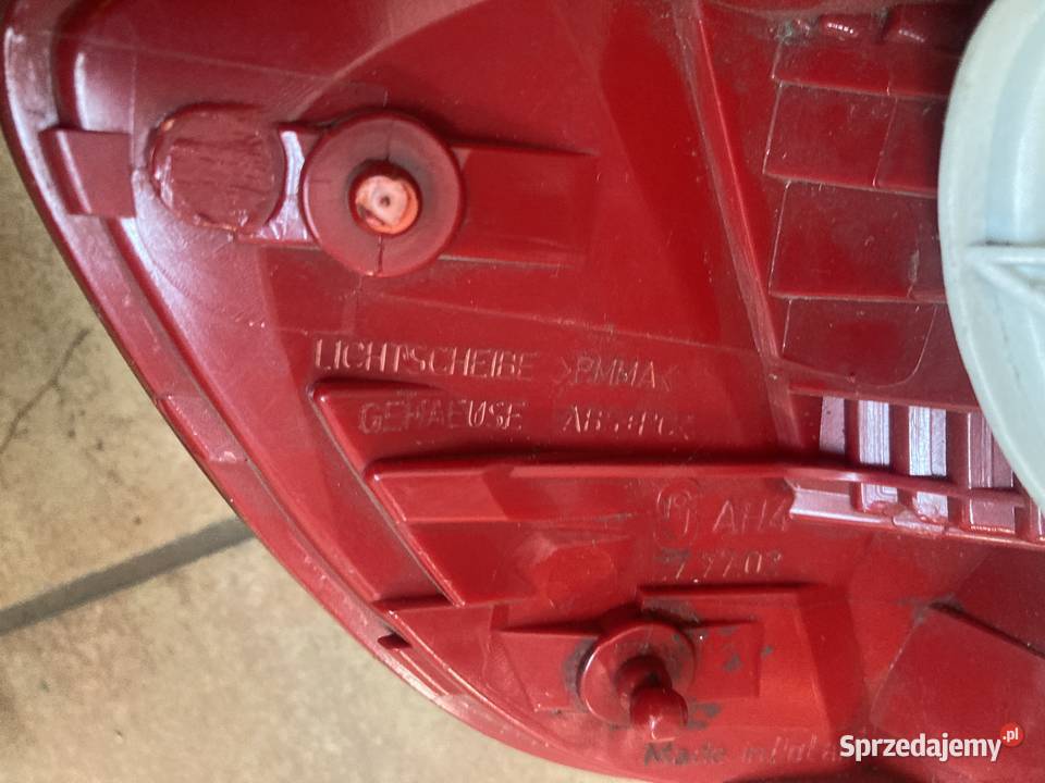 LAMPA TYŁ PRAWA AUDI A3 8P HB 5D EUROPA Pozostałe Rakoniewice