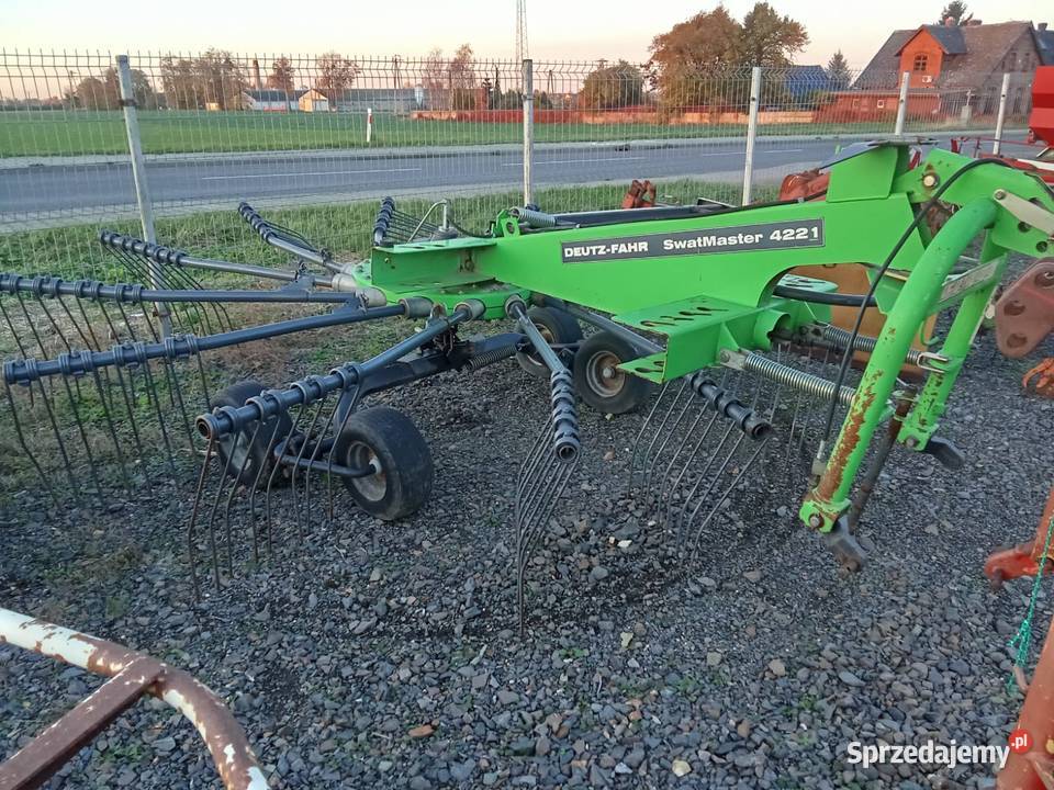Zgrabiarka deutzfahr kuhn Zgrabiarki i przetrząsacze