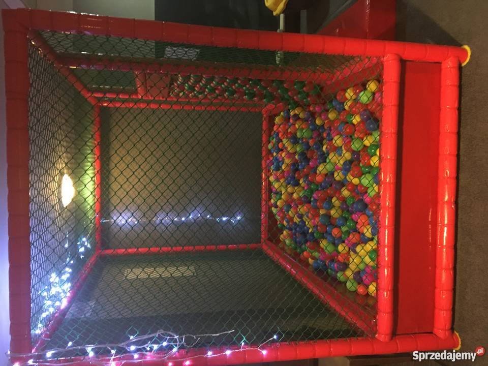Suchy basen z kulkami piłkami z siatką ochronną Pomlewo sprzedam