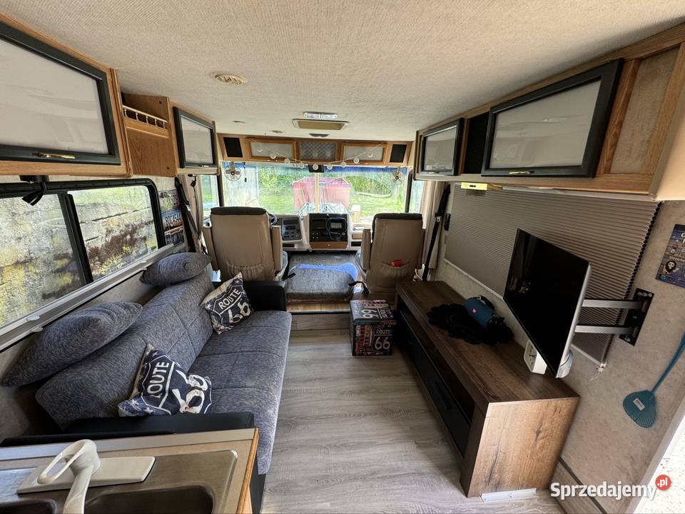 GMC Euroliner P30 Kamper USA Motorhome zamiana