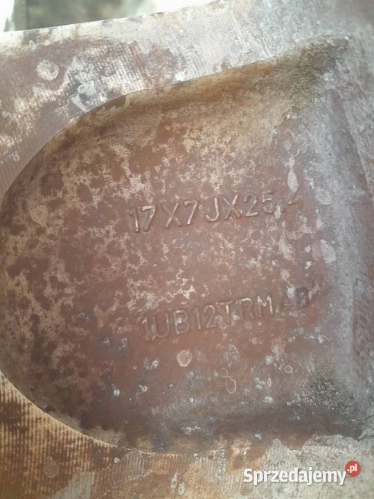 FELGA ALUMINIOWA DODGE RAM 17x7Jx254 1UB12TRMAB Koła i felgi Mojusz