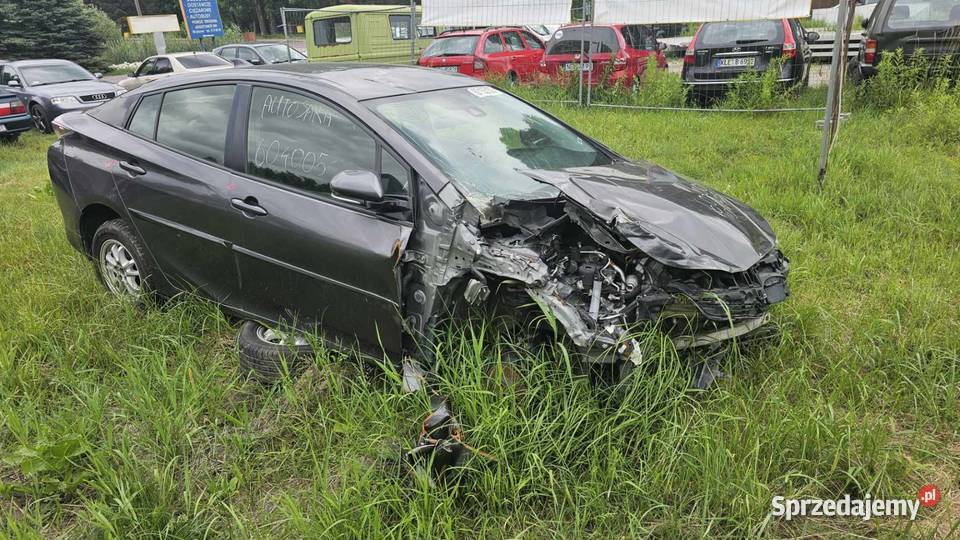 Toyota Prius 2018 uszkodzona 100KM warmińsko-mazurskie Olsztyn