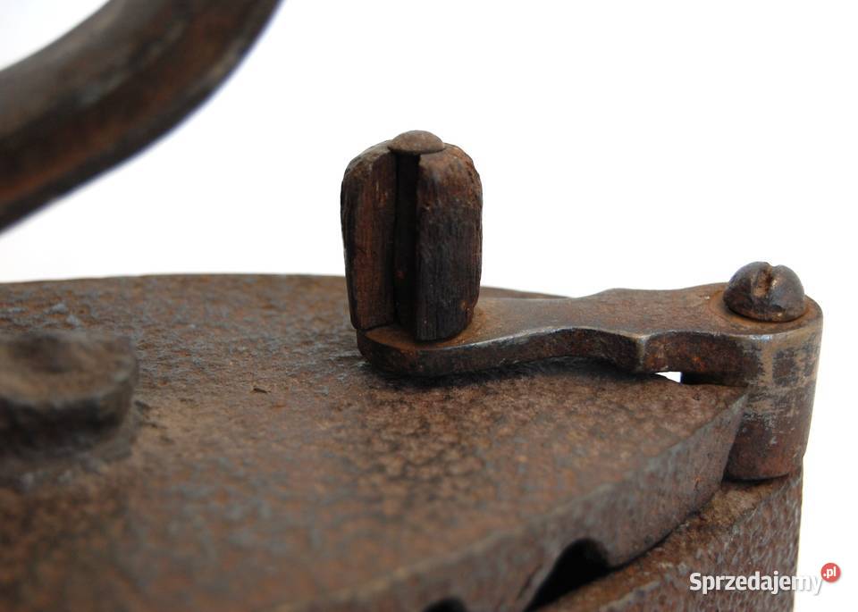 Antyczne przedwojenne żeliwne żelazko na węgiel Pozostałe lubelskie Lublin