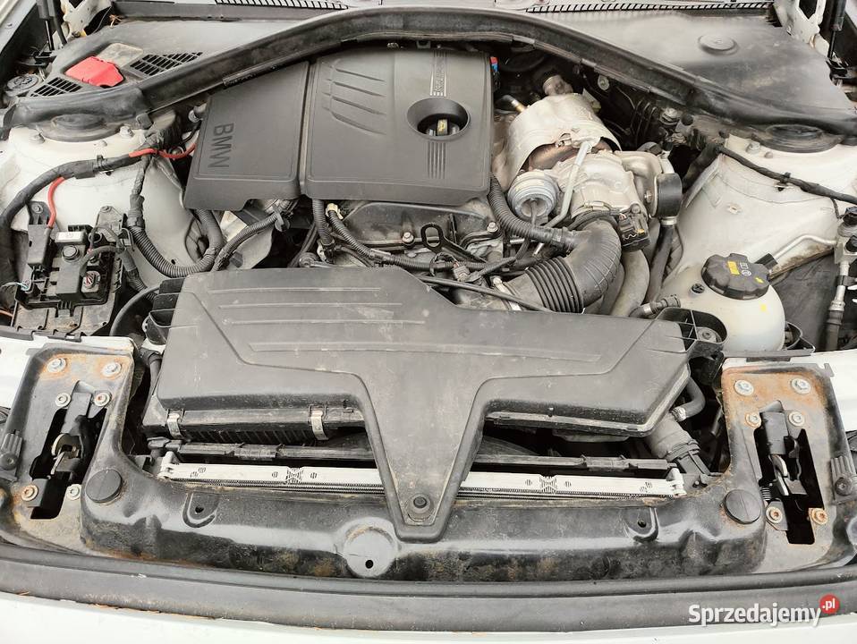 BMW 1 F20 114i 16 Benzyna 4 Drzwi Rok produkcji 2014 wielkopolskie Pleszew sprzedam