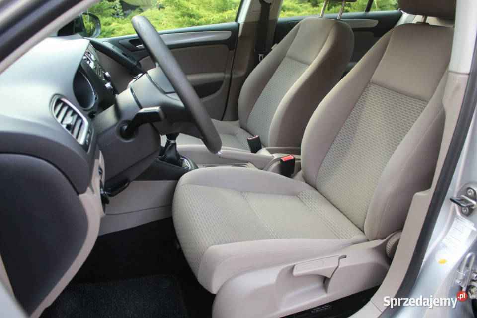Volkswagen Golf MPI 102 176 Opłacony VI 20082012 srebrny Golf Lubań
