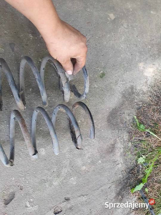 Sprężyna sprężyny zawieszenia tylnego tył Volvo Kraków