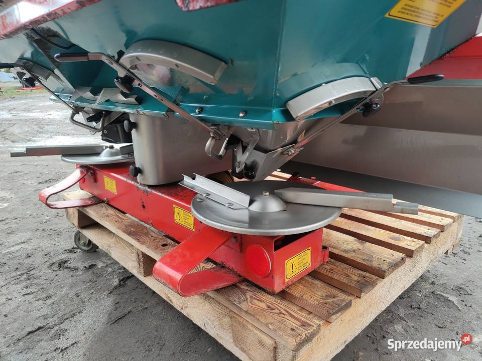 Rozsiewacz nawozu SULKY DPX 1000 l Rauch Amazone Sulky wielkopolskie