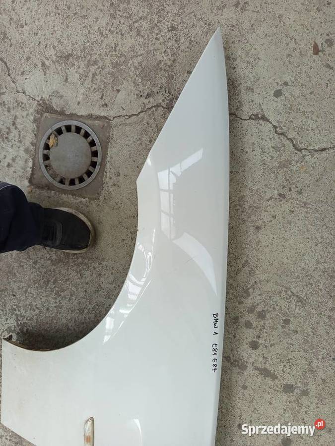 Błotnik lewy bmw1 e8781 orginalny Rzeszów