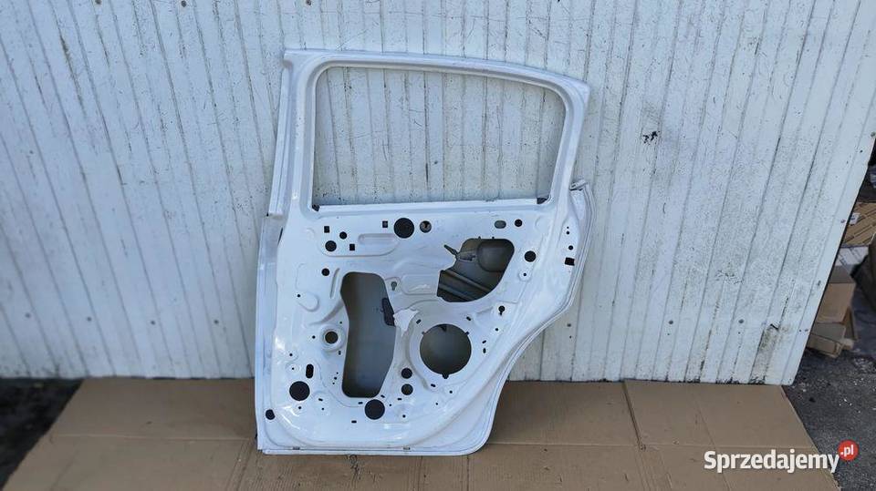 CITROEN C3 III LIFT 19 DRZWI PRAWE TYŁ Drzwi