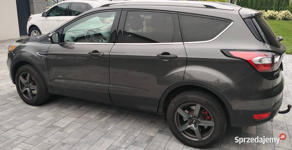 Ford Kuga 2017 20 TDCi 150 manual 4x4 manualna Praszka sprzedam