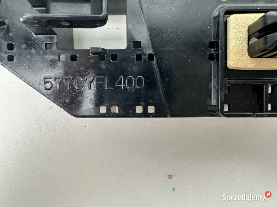 SUBARU XV ŚLIZG ZDERZAK PRAWY TYŁ 57707FL400 Międzychód