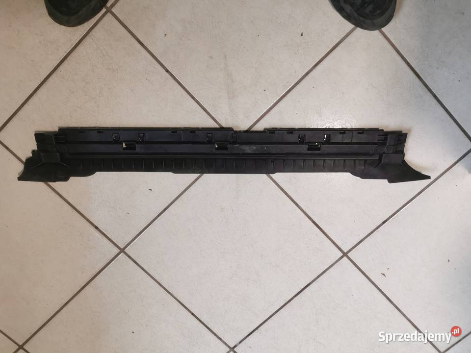 Mercedes W213 kierownica powietrza A2135050930 osobowe Złocieniec