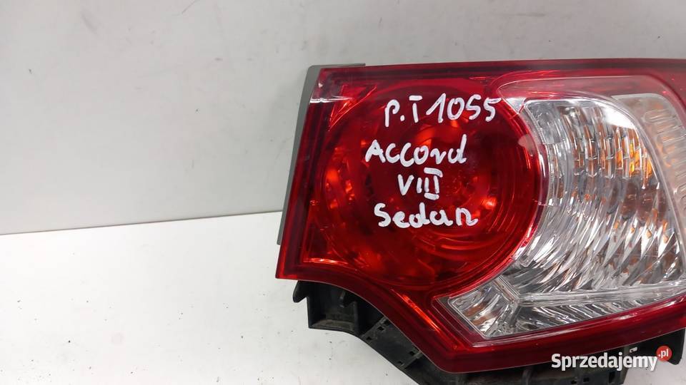 HONDA ACCORD VIII SEDAN LAMPA TYŁ PRAWA Zbierkowo
