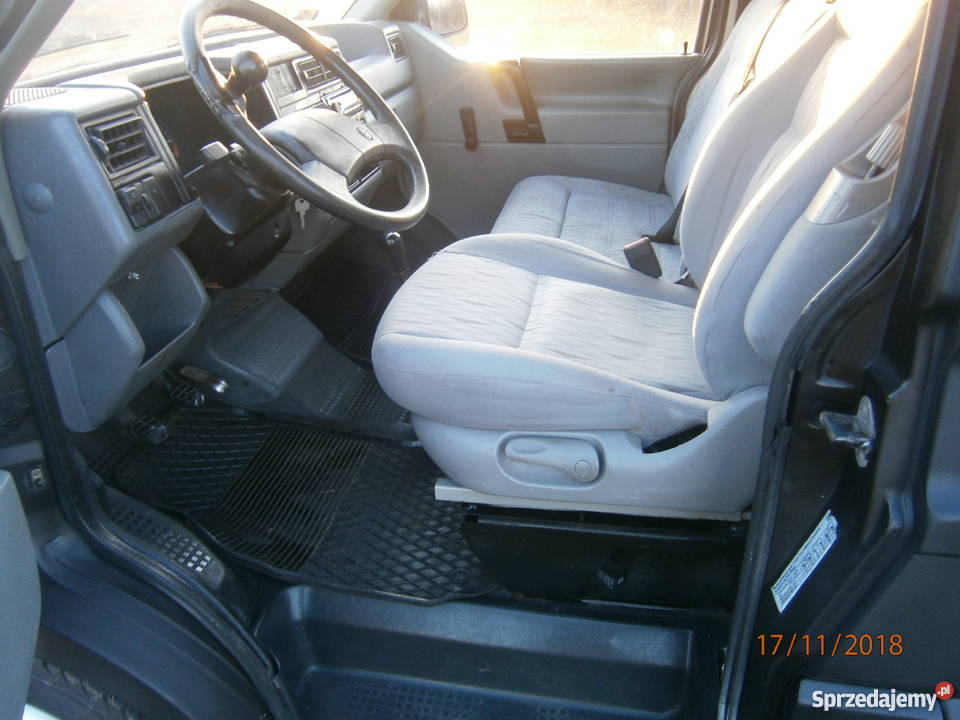 T4 20BG Paka Czarny Mat radio Transporter Tokarnia