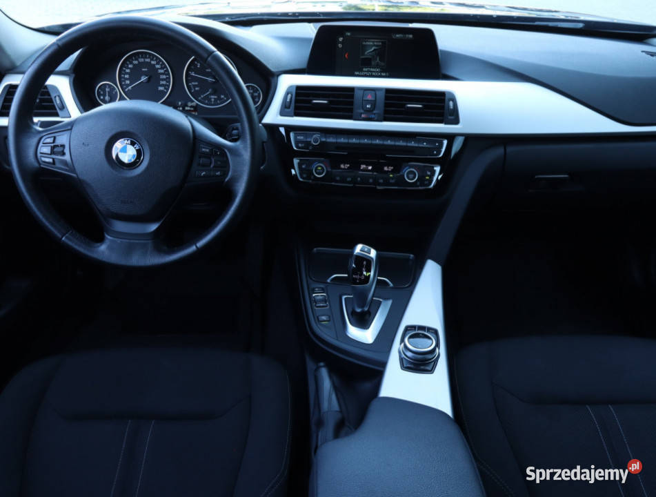 BMW 3 318 i podgrzewane fotele mazowieckie Piaseczno