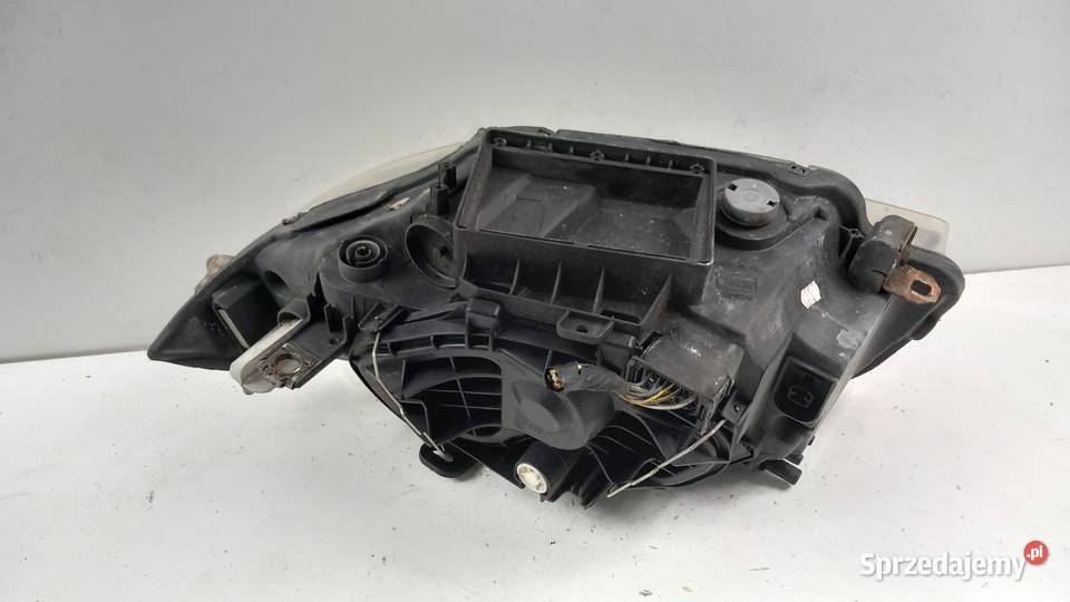 BMW 1 E87 LAMPA PRZÓD PRAWA osobowe wielkopolskie Zbierkowo sprzedam