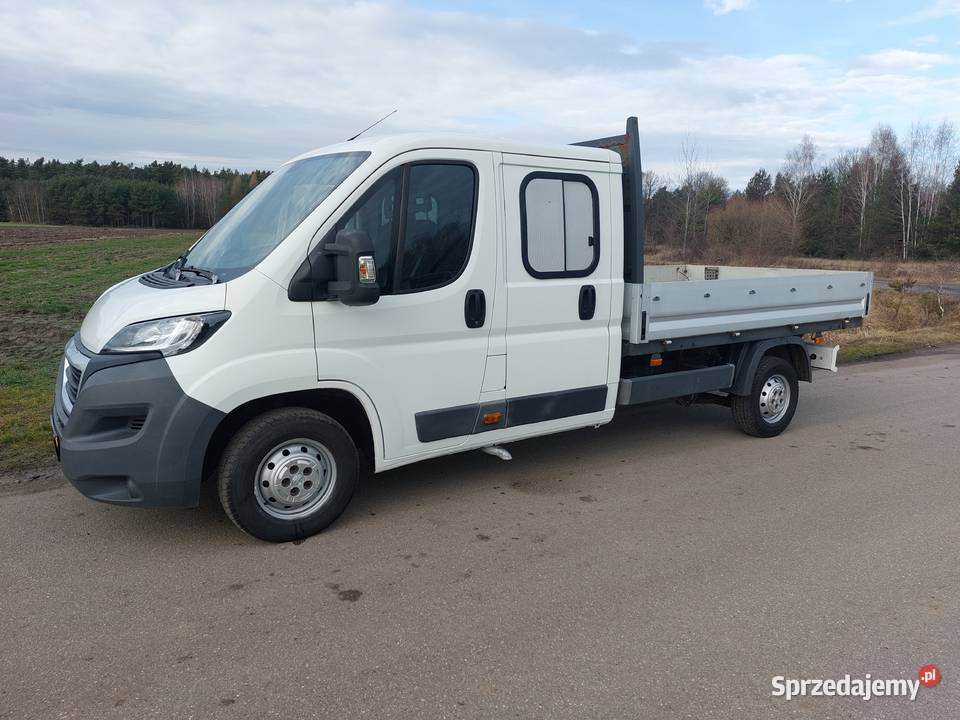 Doka 7 osobowa Peugeot