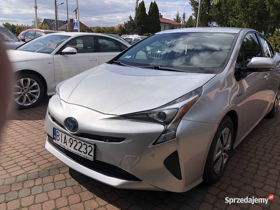 TOYOTA PRIUS 18 HYBRID Łapy
