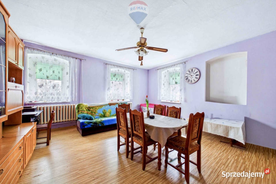 Dom z dużą działką i budynkami gospodarczymi elektryczne dolnośląskie Stary Łom sprzedam