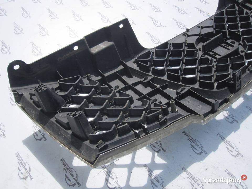 NISSAN PATHFINDER III R51 10r grill atrapa Kielce