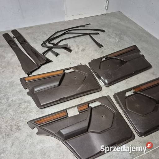 Mercedes 124 w124 sedan boczki drzwi 4 sztuki mb Koszalin