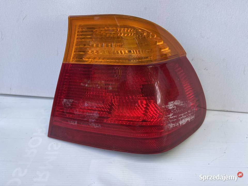 BMW E46 SEDAN PRAWA LAMPA TYŁ Ostroróg
