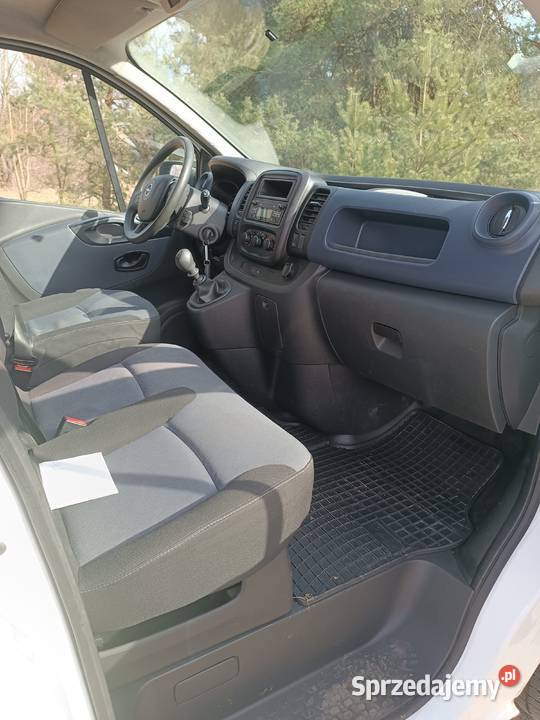 Opel Vivaro 16cdti 121 z 2017rlong VAT1 drzwi odsuwane mazowieckie Lipsko sprzedam