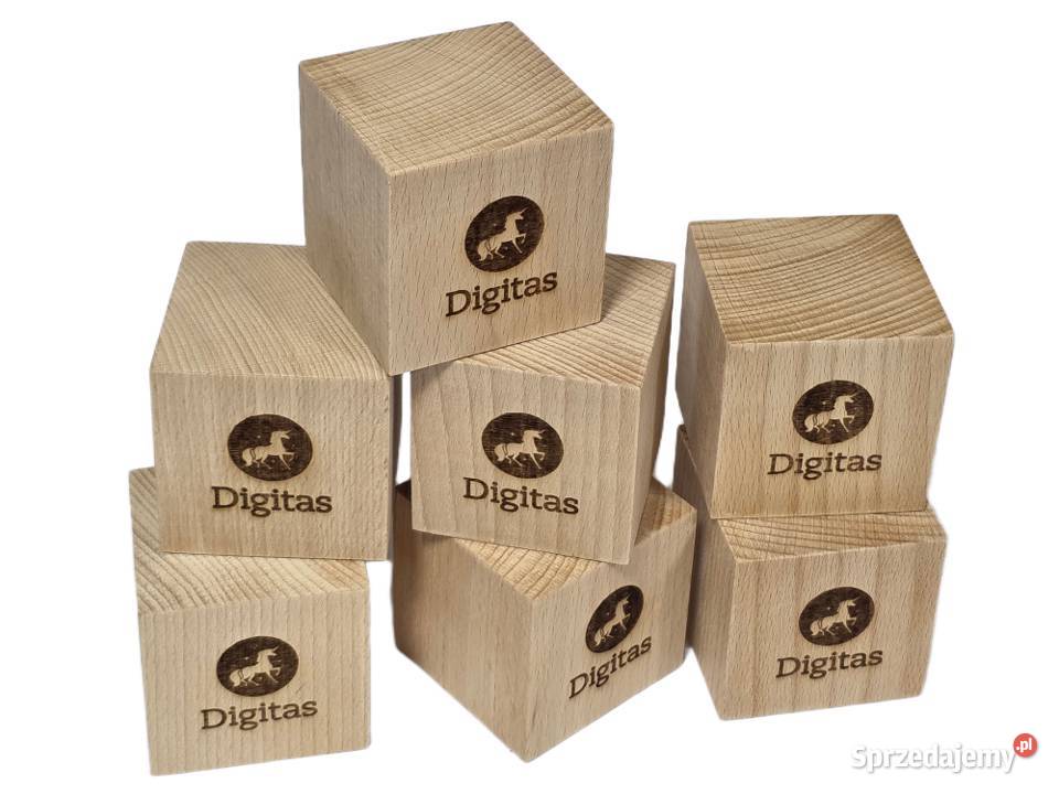 Drewniane gadżety reklamowe do personalizacji