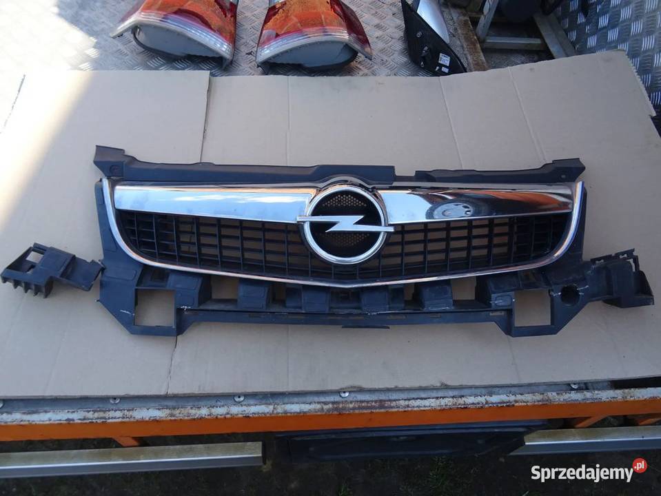 Grill przedni zderzaka poliftowy Opel Vectra C Parcice
