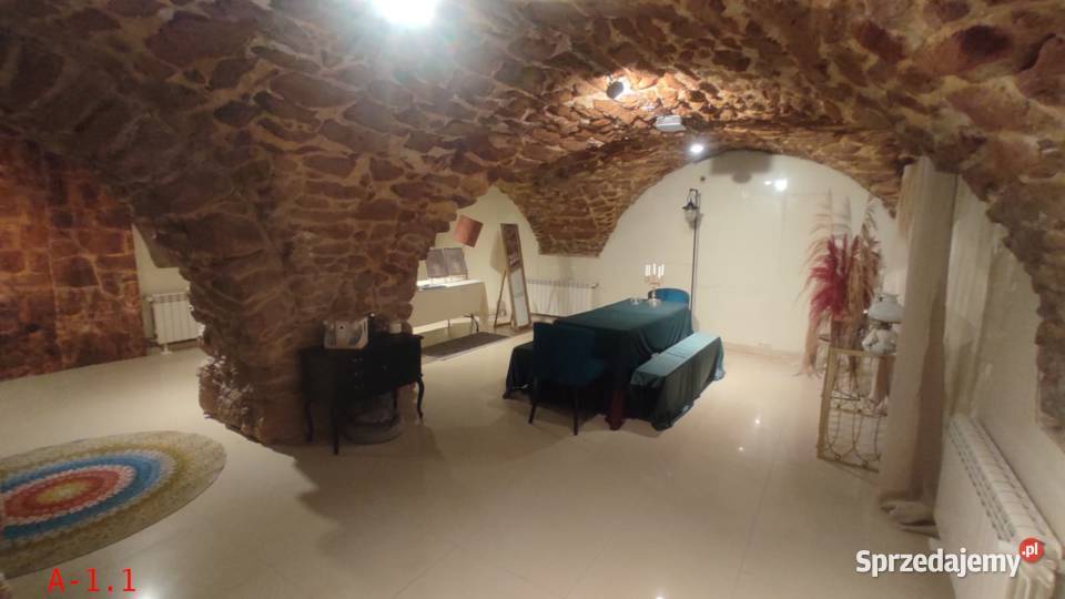 Sprzedam kamienicę na Rynku 253m2 Olkusz