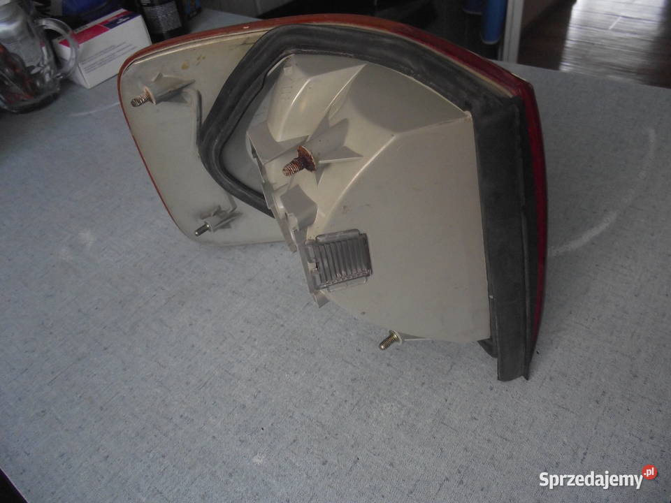 Lampa tylna prawa Audi 100 C4 Oryginał prawe Lampy tylne Wrocław