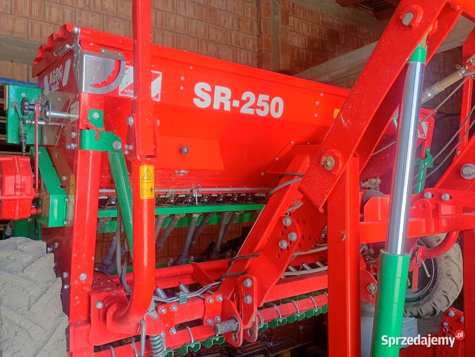 Siewnik Agromasz 25m Siewniki i sadzarki Lipiny Dolne sprzedam