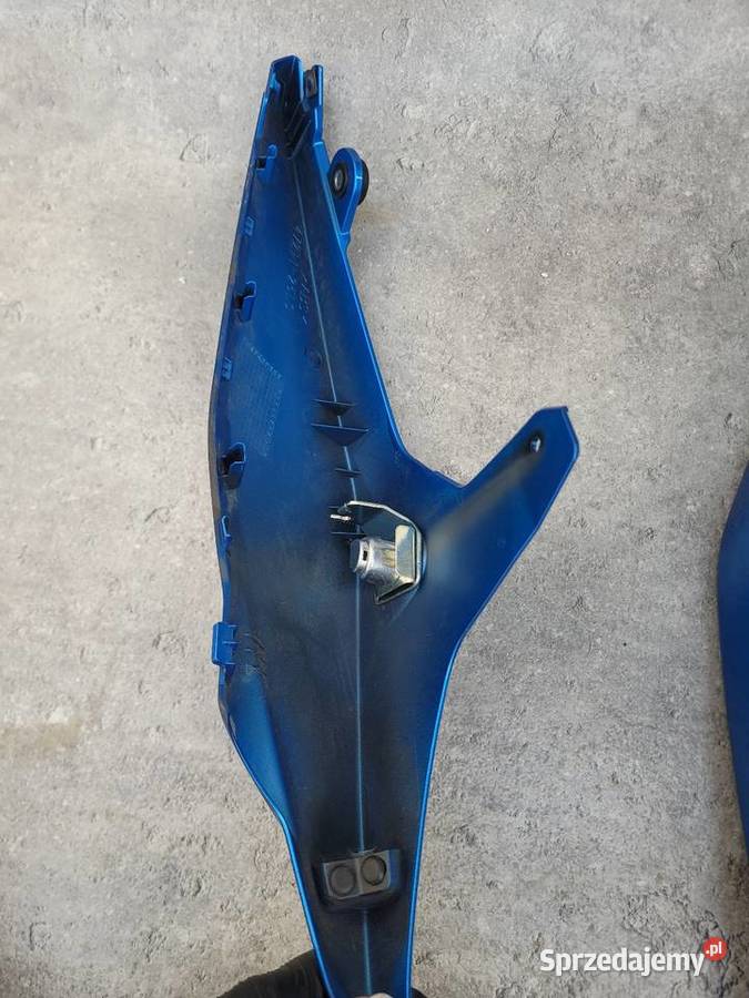Suzuki GSX 8 R ogon zadupek tył tylny owiewka wielkopolskie Nowy Tomyśl