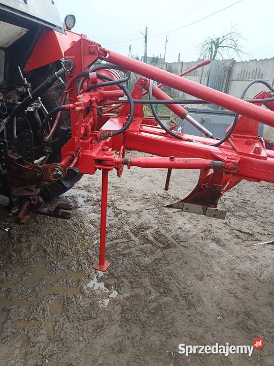 Pług czteroskibowy nieuszkodzony Świebodzin