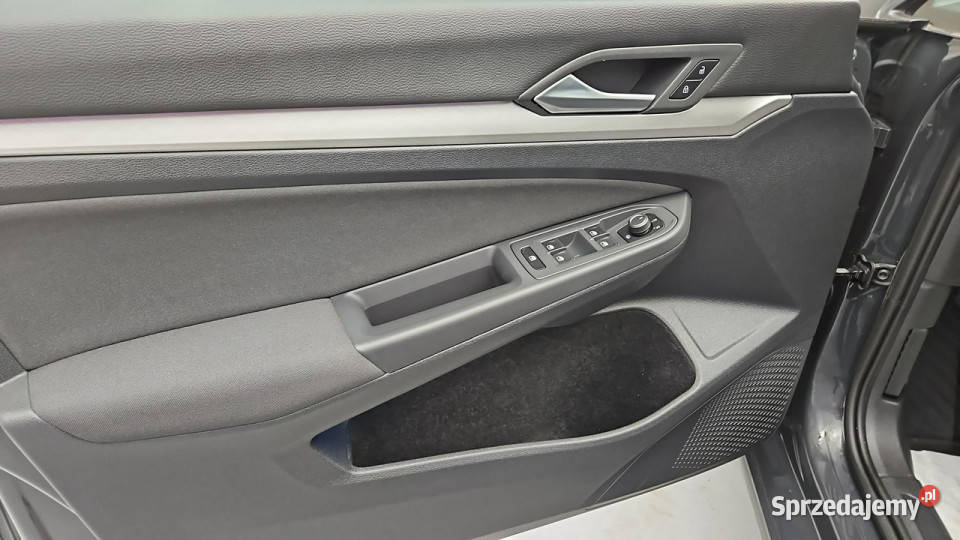 Volkswagen Golf VIII 20 TDI Life Z Polskiego Warszawa