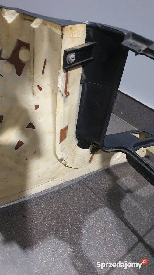 Konsola tunel środkowy BMW e36 Wyposażenie wnętrza Lusowo