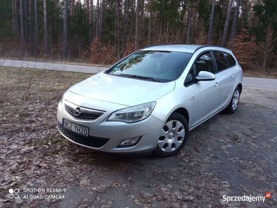 Opel Astra J 1.7 Cdti 2011r