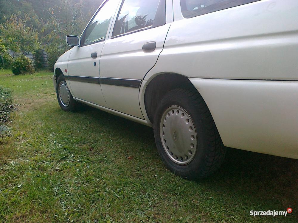 FORD ESCORT Kombi 16 prod2000 śląskie Częstochowa