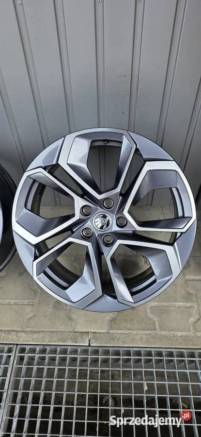 Oryginalne Felgi Skoda Octavia Vrs R19 Skoda OE Jelcz-Laskowice