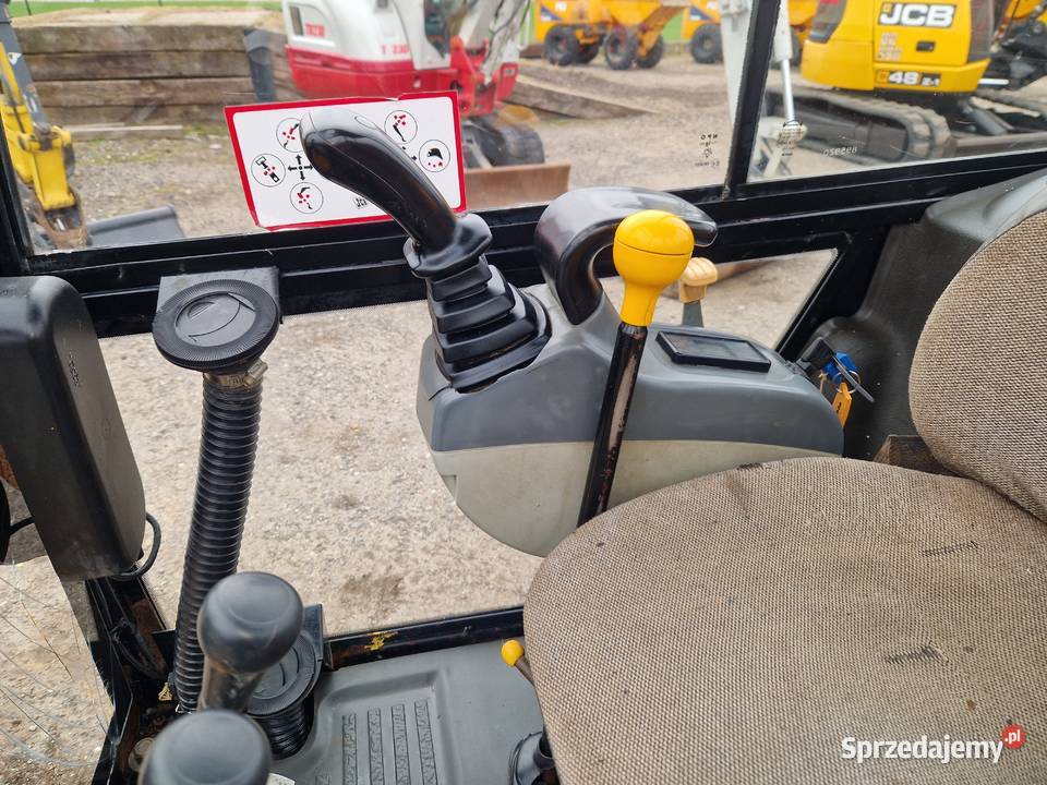 Minikoparka JCB 8015 2003r 16500 lubelskie Ryżki